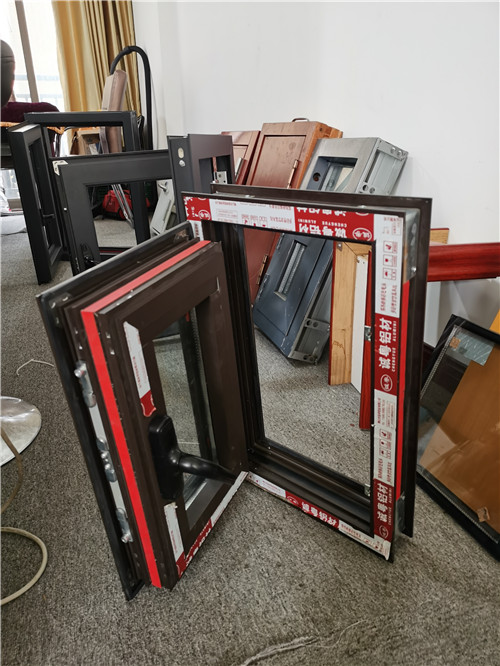 鋼質(zhì)防火窗廠家 鋼質(zhì)防火窗廠家